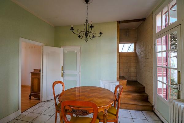 Maison Nevers 118 m2, 3 chambres, secteur Aquabalt, 2h30 PARIS, proche commerces et écoles, NEVERS, garage, cave