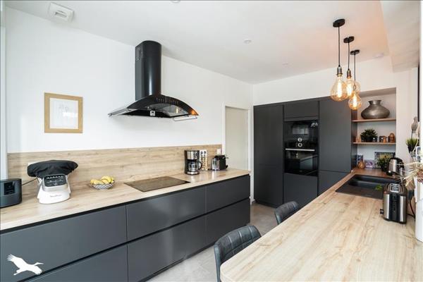 Maison à vendre |  Esvres |  6 pièces | 160 m²