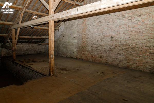 MONTHOIS, une maison à usage d'habitation.