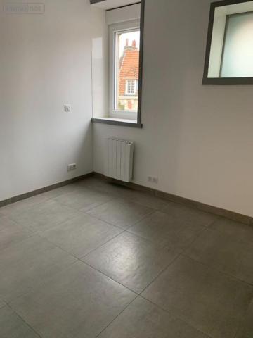 Appartement à louer à Bailleul dans le Nord (59270), ref : FLOCB631
