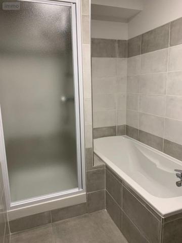 Appartement à louer à Bailleul dans le Nord (59270), ref : FLOCB631