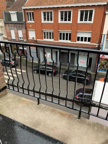Appartement à louer à Bailleul dans le Nord (59270), ref : FLOCB631