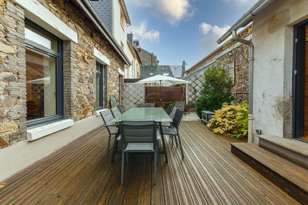 Maison de charme, La Bourboule (63) , 120 m², 5 pièces, 3 chambres, bibliothèque, spa, jardin, terrasse, garage