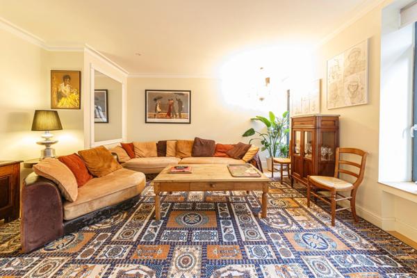 Maison de charme, La Bourboule (63) , 120 m², 5 pièces, 3 chambres, bibliothèque, spa, jardin, terrasse, garage