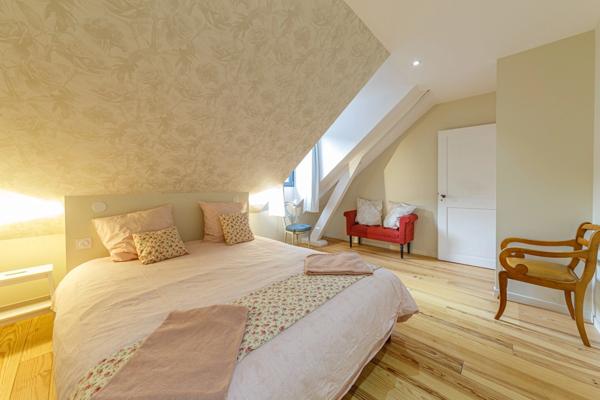 Maison de charme, La Bourboule (63) , 120 m², 5 pièces, 3 chambres, bibliothèque, spa, jardin, terrasse, garage