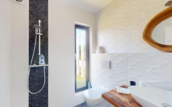 Maison à vendre    5 pièces • 273,49 m2 Mougins