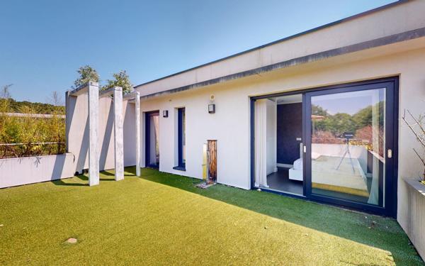 Maison à vendre    5 pièces • 273,49 m2 Mougins