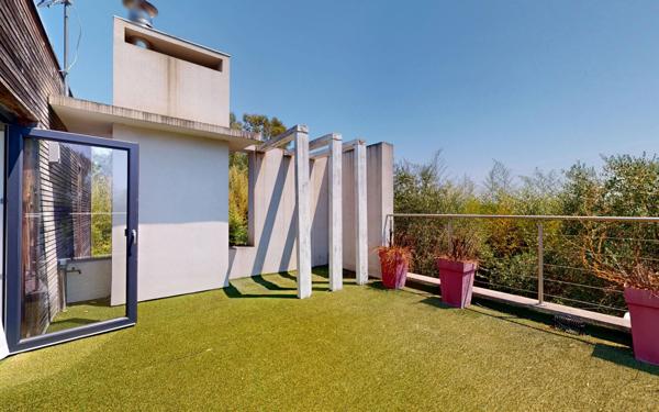 Maison à vendre    5 pièces • 273,49 m2 Mougins