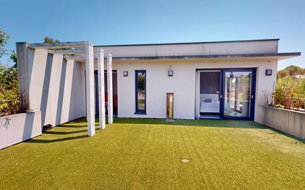 Maison à vendre    5 pièces • 273,49 m2 Mougins