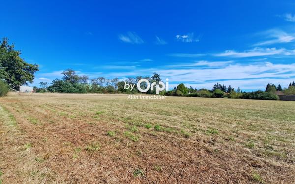 Terrain à vendre    Gouzon