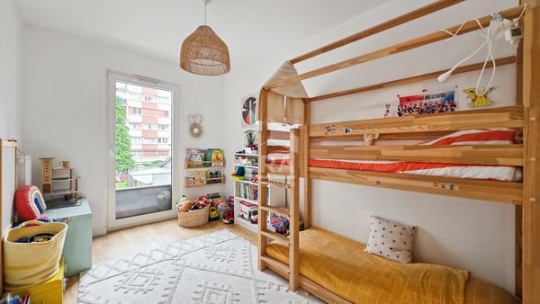 Appartement Montreuil Hôpital 4 pièce(s)