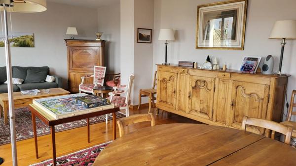 Appartement standing 4 chambres, terrasse dans résidence sécurisée