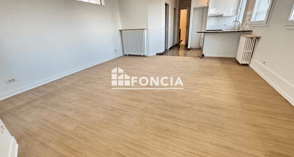 Location Appartement 2 pièces 43.57 m² - Issy-les-moulineaux 92130