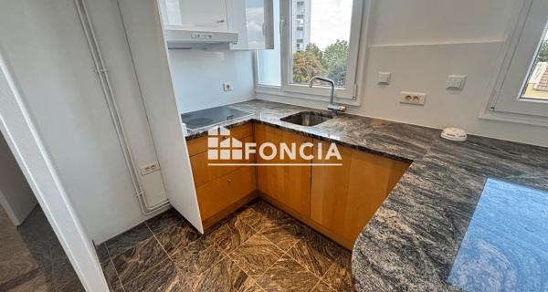 Location Appartement 2 pièces 43.57 m² - Issy-les-moulineaux 92130