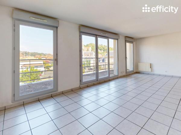 Appartement
         3 pièces
        - 64 m² Exclusivité 150 000 € *