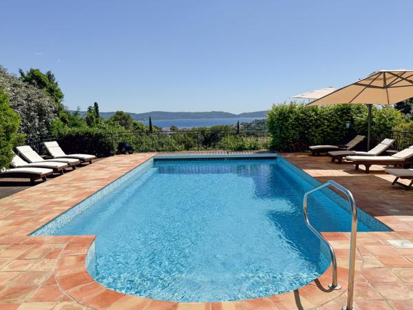 maison à vendre  7 pièces - 164 m2 CAVALAIRE SUR MER - 83