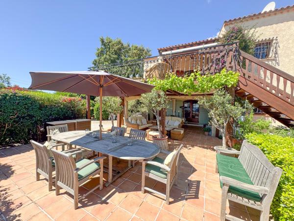 maison à vendre  7 pièces - 164 m2 CAVALAIRE SUR MER - 83