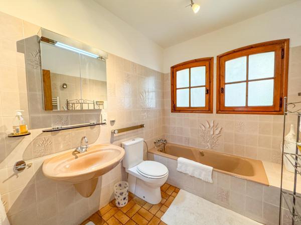 maison à vendre  7 pièces - 164 m2 CAVALAIRE SUR MER - 83