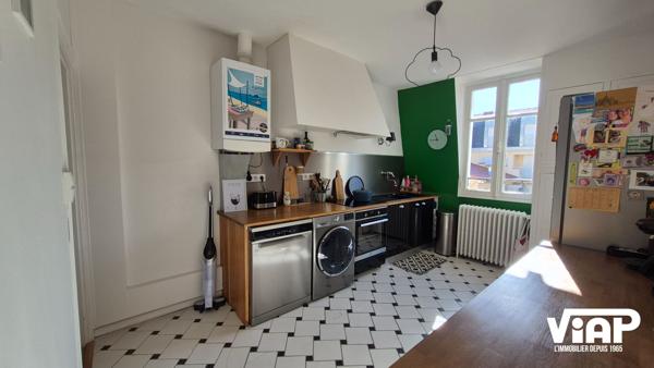 Proche centre Saint Martial Charmant type 3 en duplex , Limoges Proche centre Saint Martial Charmant type 3 en duplex , Limoges