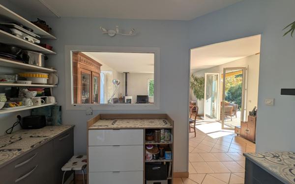 Maison à vendre    5 pièces •  Pouzolles