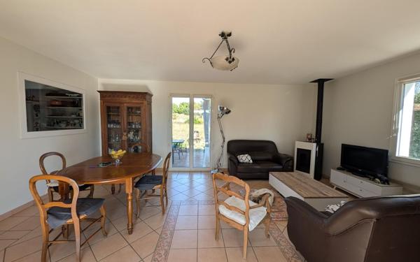 Maison à vendre    5 pièces •  Pouzolles