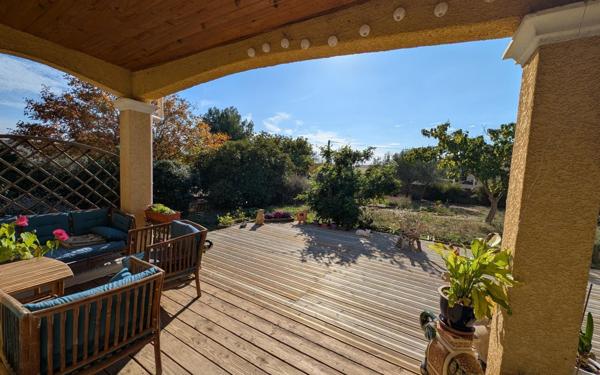 Maison à vendre    5 pièces •  Pouzolles