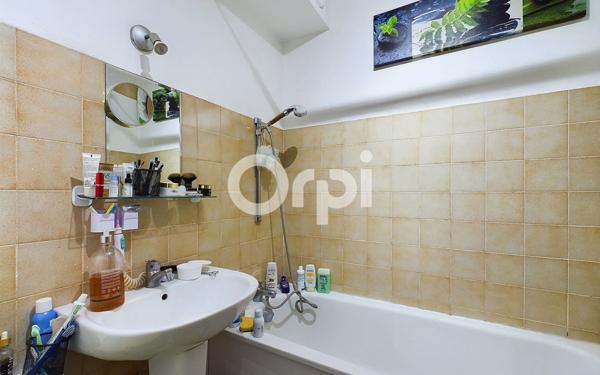 Appartement à vendre    1 pièce • 29,20 m2 Mandelieu-la-Napoule