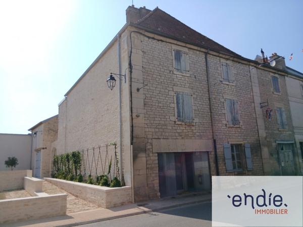 Immeuble de 352 m² à rénover avec fort potentiel – Champlitte (70160)