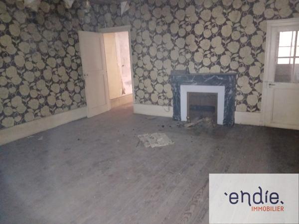 Immeuble de 352 m² à rénover avec fort potentiel – Champlitte (70160)