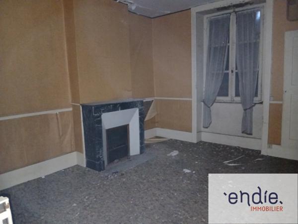 Immeuble de 352 m² à rénover avec fort potentiel – Champlitte (70160)