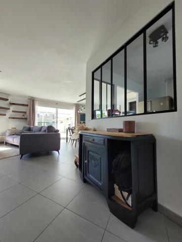 ELLE EST FAITE POUR VOUS- Maison moderne 4 chambres