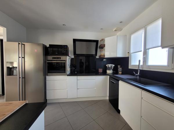 ELLE EST FAITE POUR VOUS- Maison moderne 4 chambres