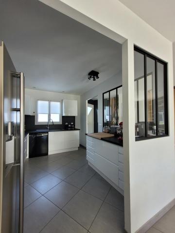 ELLE EST FAITE POUR VOUS- Maison moderne 4 chambres