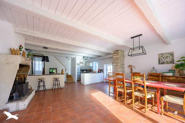 Maison à vendre |  Nieul-sur-Mer |  8 pièces | 295 m²