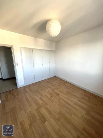 Appartement à louer 3 pièces 73m²