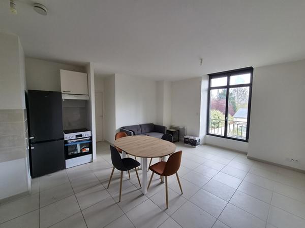 PROCHE GARE NANGIS - APPARTEMENT MEUBLE DE TYPE T2 51M² ENVIRON