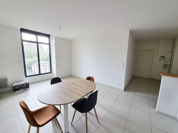 PROCHE GARE NANGIS - APPARTEMENT MEUBLE DE TYPE T2 51M² ENVIRON