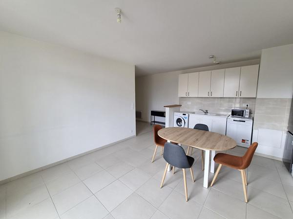 PROCHE GARE NANGIS - APPARTEMENT MEUBLE DE TYPE T2 51M² ENVIRON