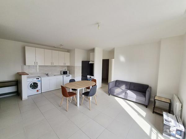 PROCHE GARE NANGIS - APPARTEMENT MEUBLE DE TYPE T2 51M² ENVIRON