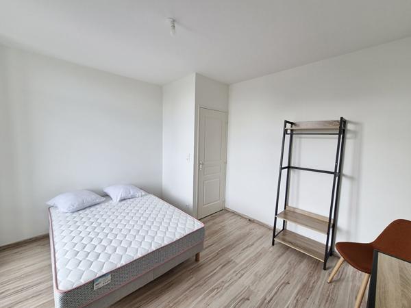 PROCHE GARE NANGIS - APPARTEMENT MEUBLE DE TYPE T2 51M² ENVIRON
