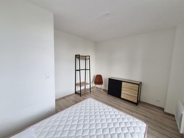 PROCHE GARE NANGIS - APPARTEMENT MEUBLE DE TYPE T2 51M² ENVIRON