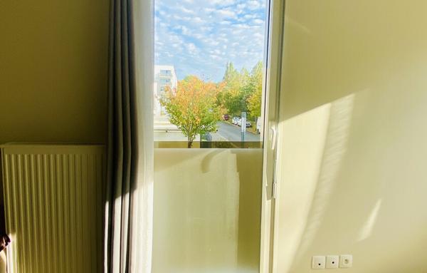 Très bel appartement de 2017 avec 2 chambres et grande terrasse