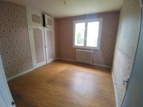 Maison 129 600 € Chameyrat 5 p 114 m² DPE G
