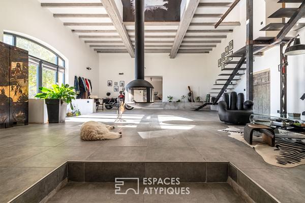 Ancien chai transformé en loft XXL à Bergerac