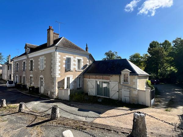 Ensemble immobilier - COUR-CHEVERNY (41700)