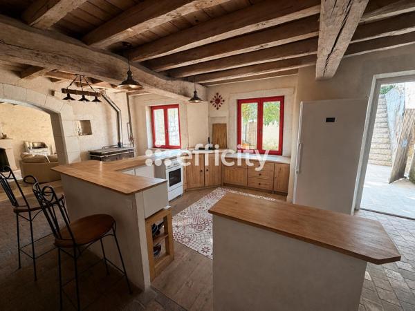 Maison
         6 pièces
        - 178 m² 270 500 € *