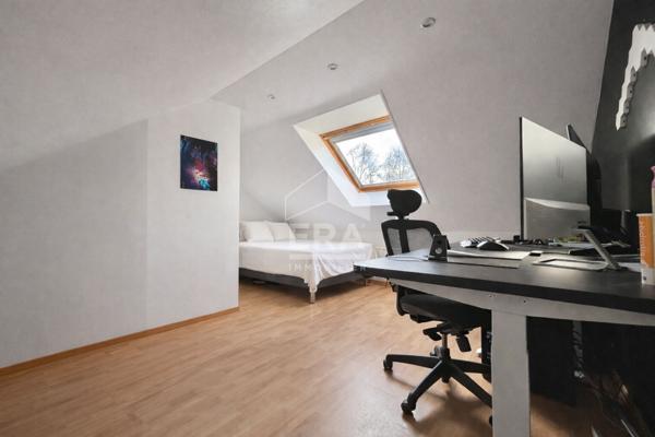 Maison Ballancourt Sur Essonne 6 pièces 4 chambres