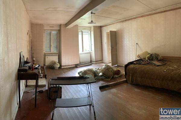 CRESSE 17160 - Maison 100 m² avec dépendances 500 m² sur un parc de 3000 m² env.