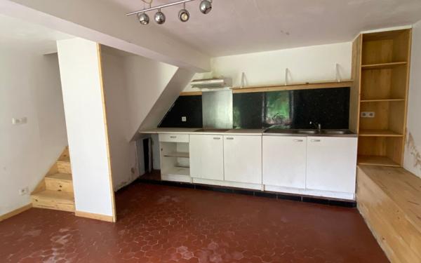 Maison à vendre    7 pièces •  Louvie-Juzon