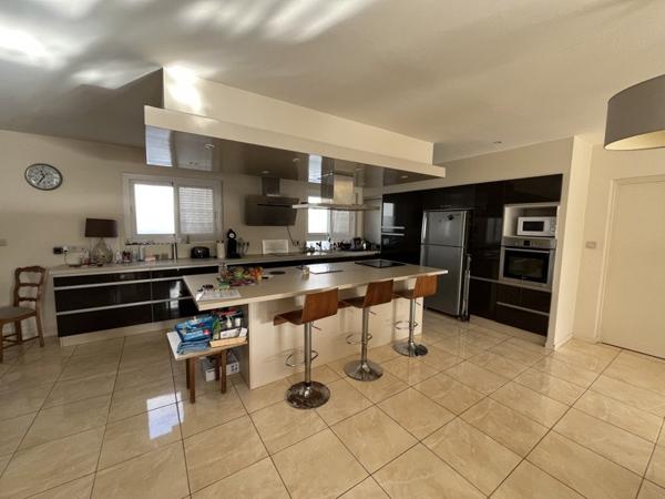 Maison à vendre |  Aytré |  7 pièces | 170 m²